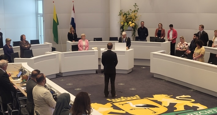 Beëdiging van Enno Gerdes in de raadszaal van Den Haag